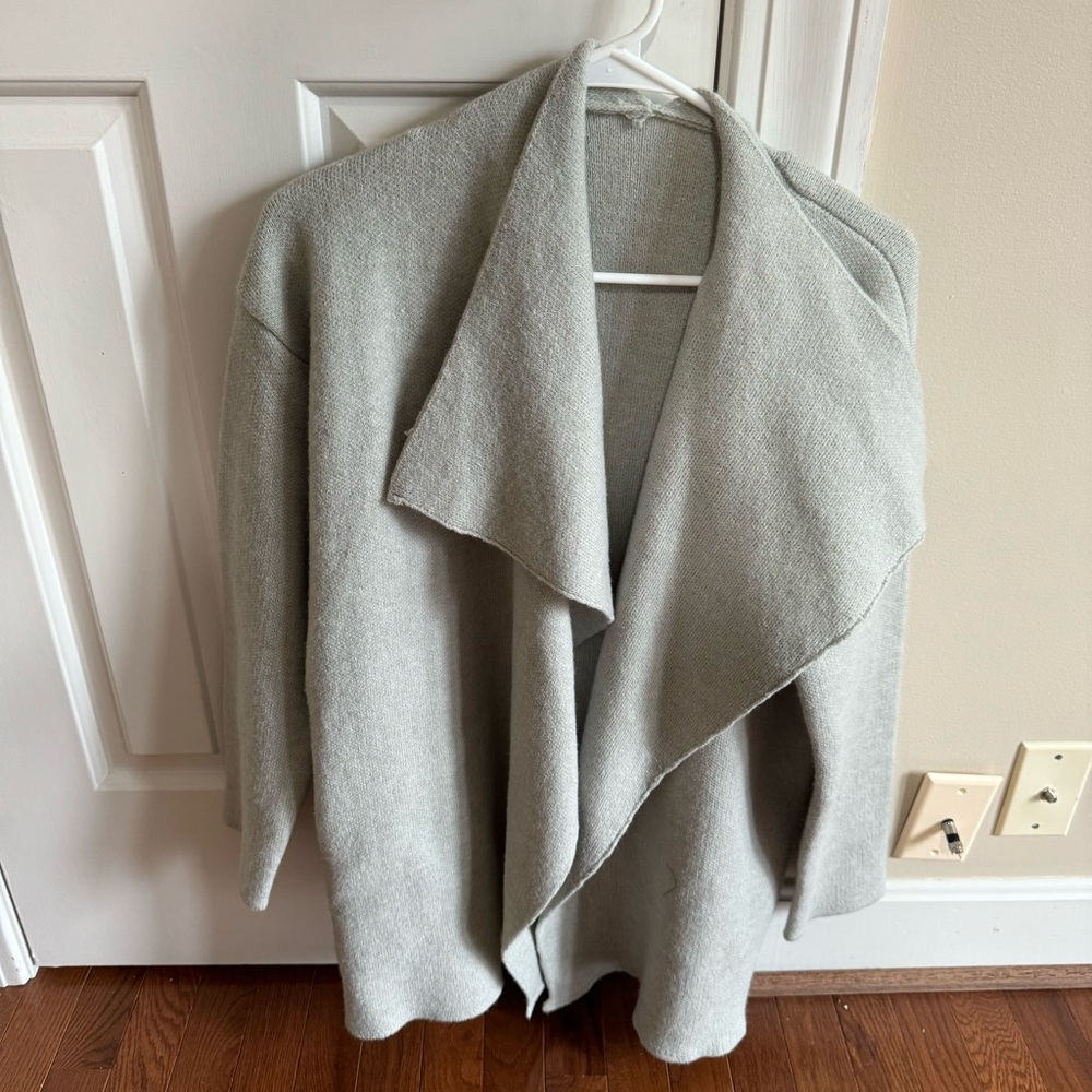 Chicwish Light Gray Women's Cardigan